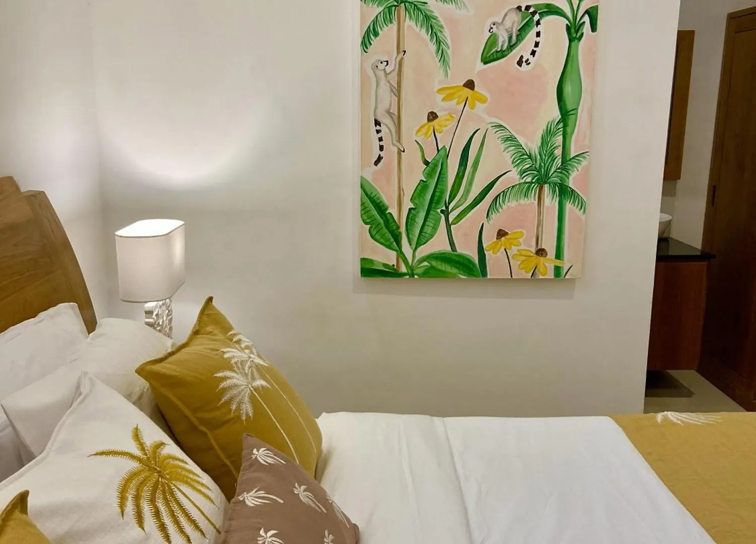 Villa Solas Legian Indonesia