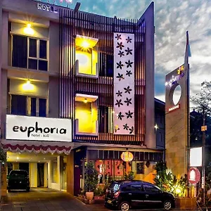 3* מלון Euphoria